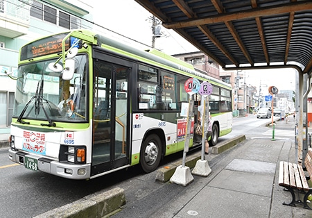 バス停「鳩ヶ谷庁舎」